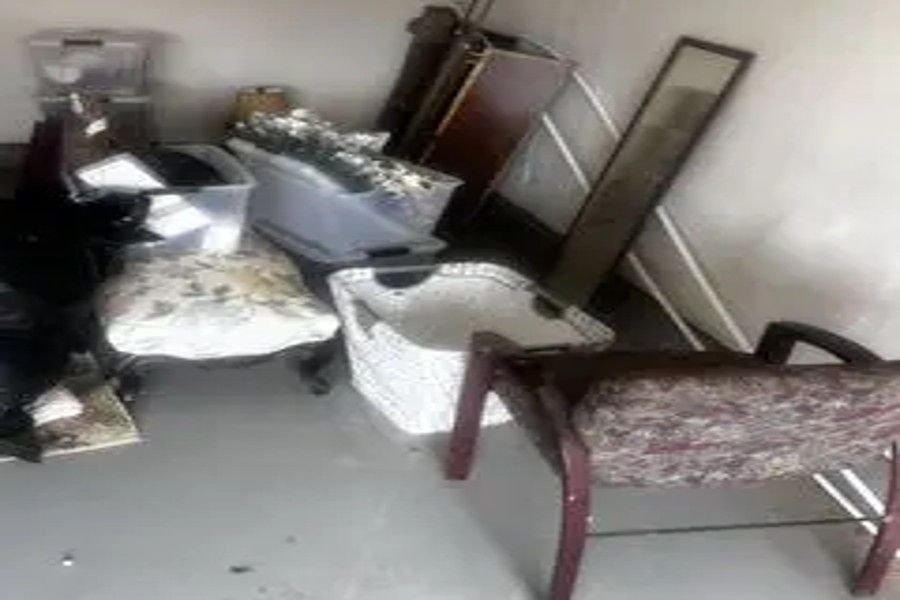 Junk removal trailer and equipment used for pricing different jobs